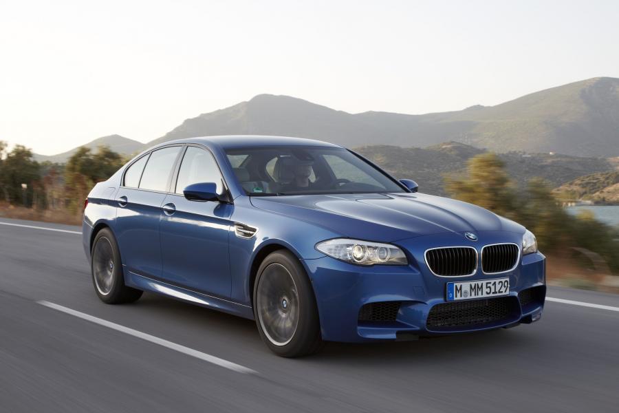  BMW M5 2011 года  (фото 177 из 344)